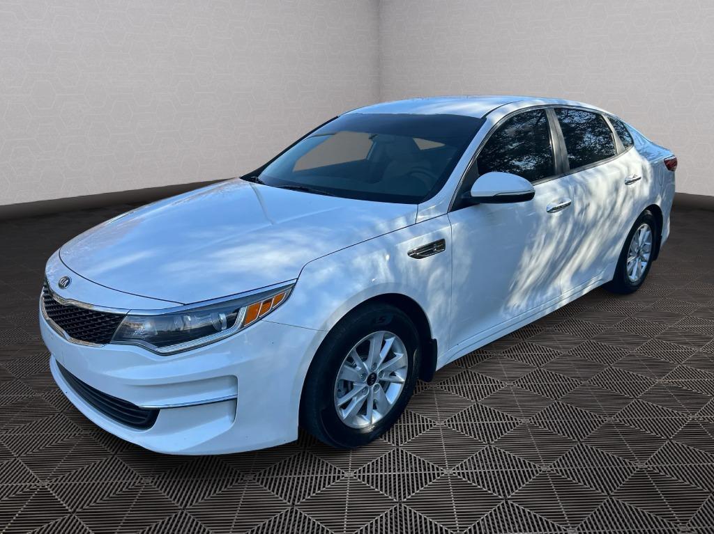 2016 Kia Optima LX's photo