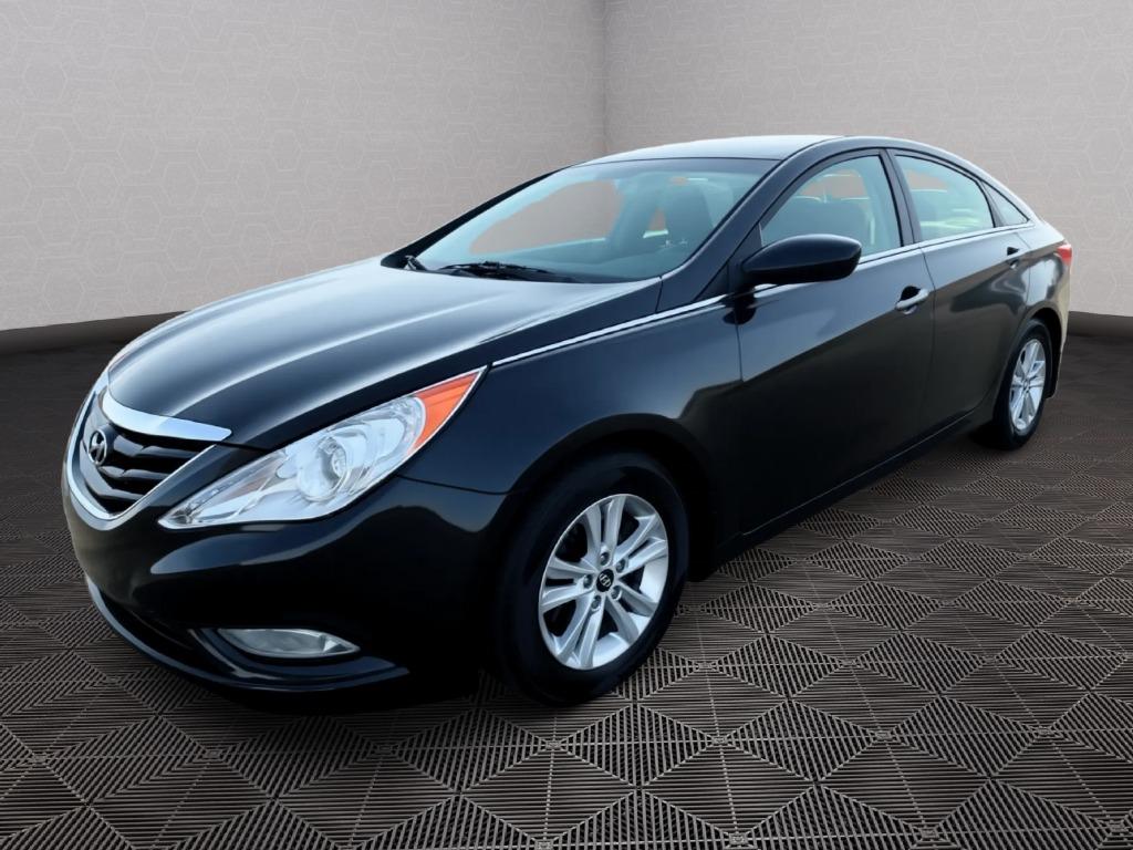2013 Hyundai Sonata GLS's photo