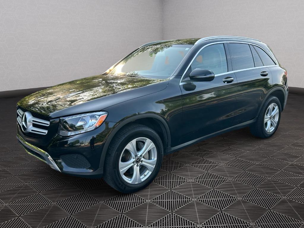 2018 Mercedes-Benz GLC GLC300's photo